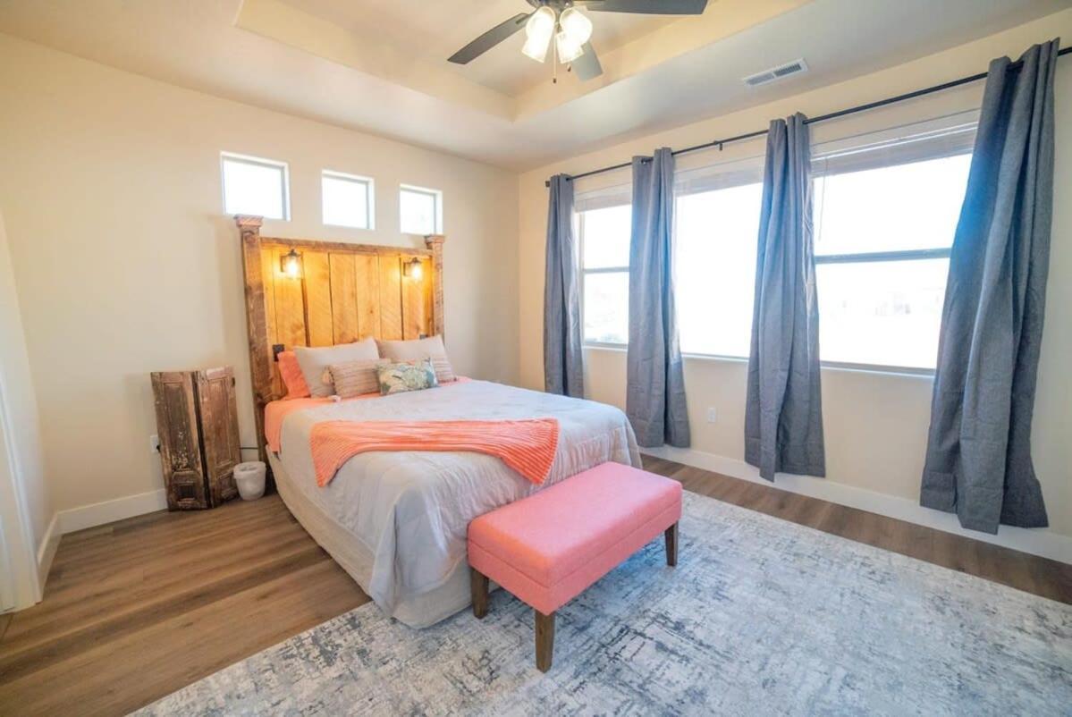 Red Canyon Bunkhouse At Kanab - New West Properties Екстер'єр фото