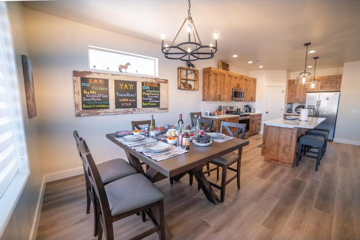 Red Canyon Bunkhouse At Kanab - New West Properties Екстер'єр фото